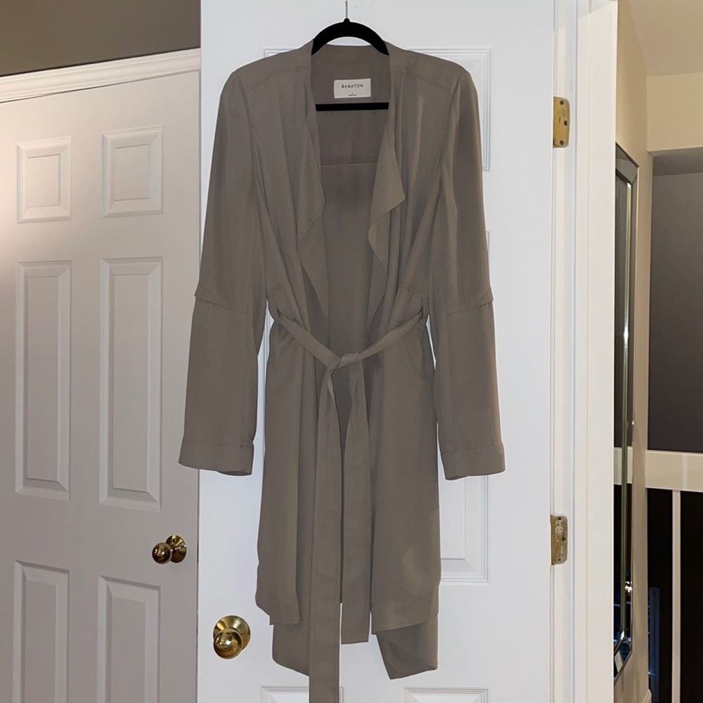 Babaton duster size large - Aritzia